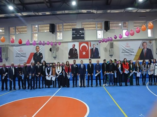 ‘’24 Kasım Öğretmenler Günü’’ İlçemizde Düzenlenen Programla Kutlandı